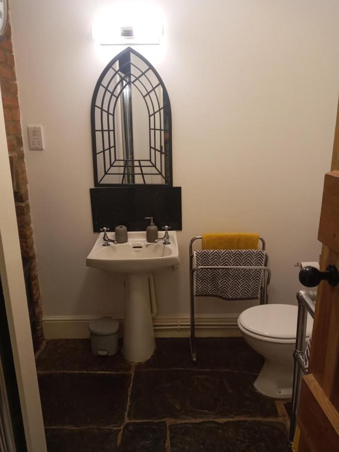 Delighful Self Catering In The Heart Of グラストンベリー エクステリア 写真